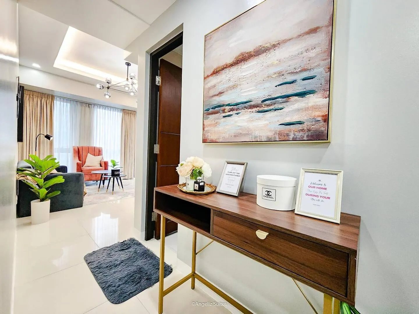 Large One Bedroom Unit In Uptown Bgc Manila 0*,
