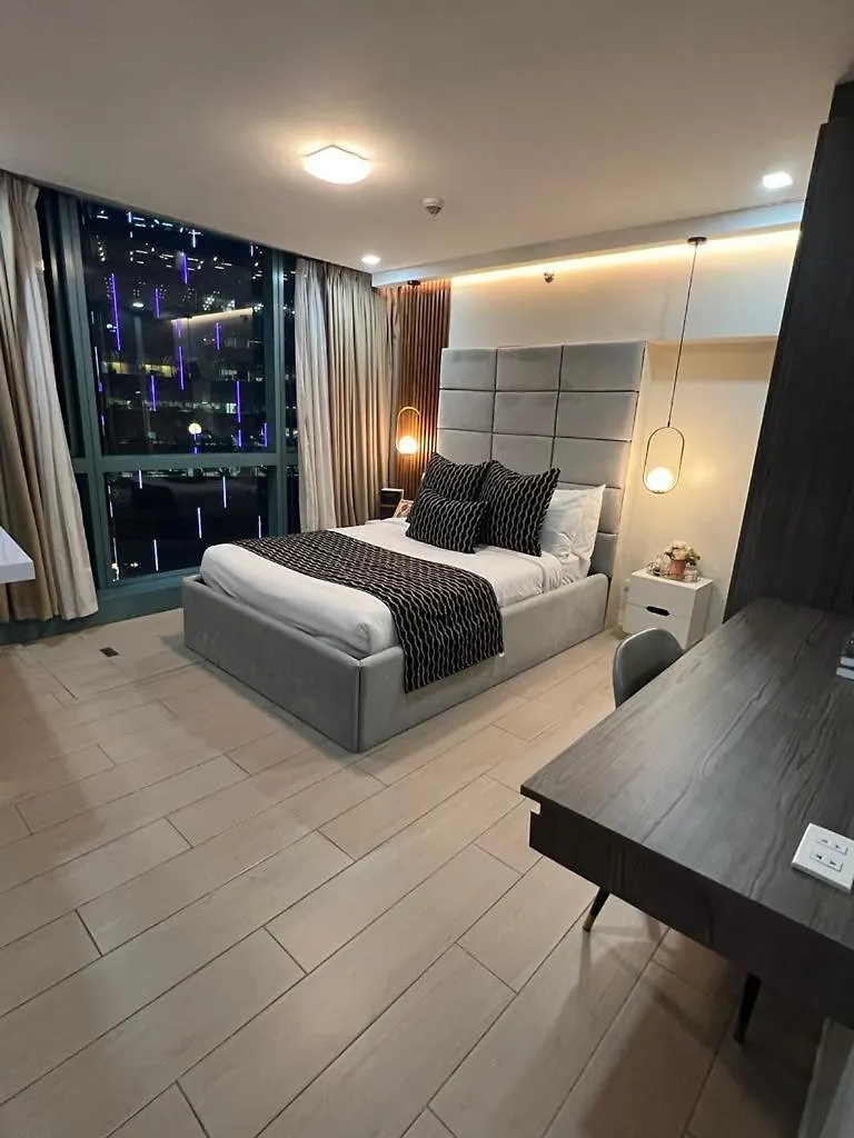 Large One Bedroom Unit In Uptown Bgc Manila Aparthotel