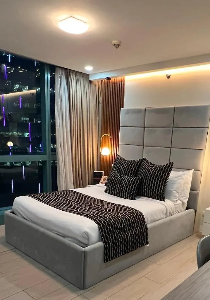 Large One Bedroom Unit In Uptown Bgc Manila