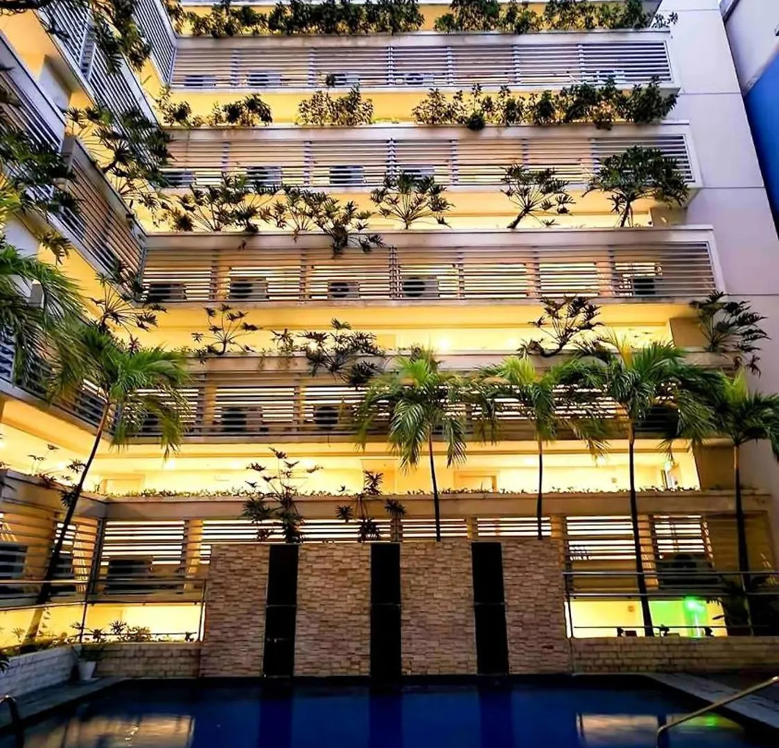 Large One Bedroom Unit In Uptown Bgc Manila 0*,  Philippines